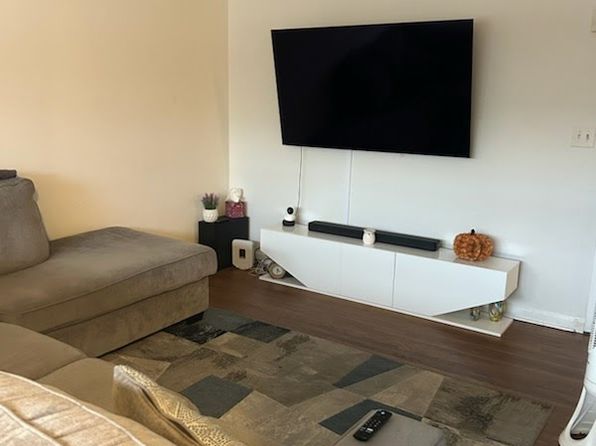 (undisclosed Address)