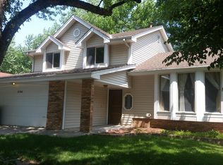 3732 Schuemann Dr, Bellevue, NE 68123