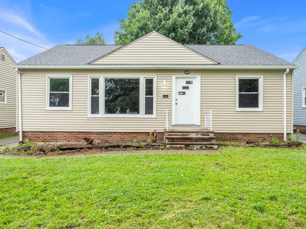 18605 Garden Blvd, Cleveland, OH 44128