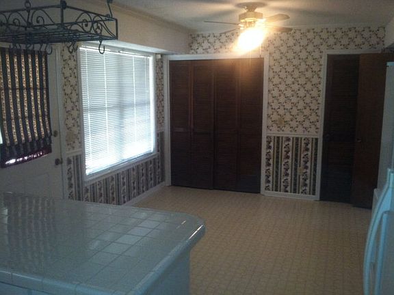 5th image of 2907 Heritage Dr