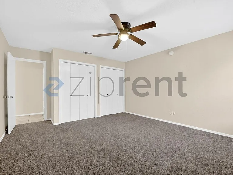 3225 Crites St #102 — Photo 19