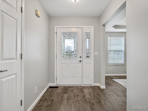 5th image of 134 Colonial Dr