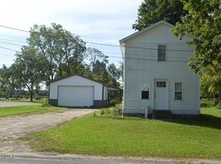 15487 Flowerfield Rd, Three Rivers, MI 49093