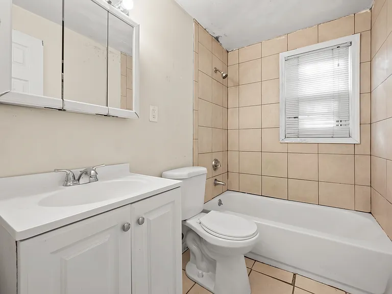 59 Charter Oak St #A — Photo 11