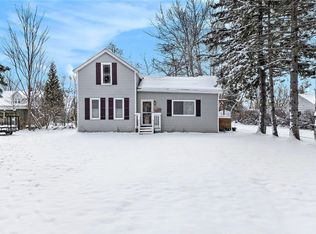 509 5th St, Spring Lake, MI 49456