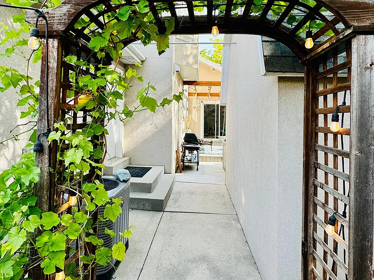 5303 S Penguin Cir — Photo 85
