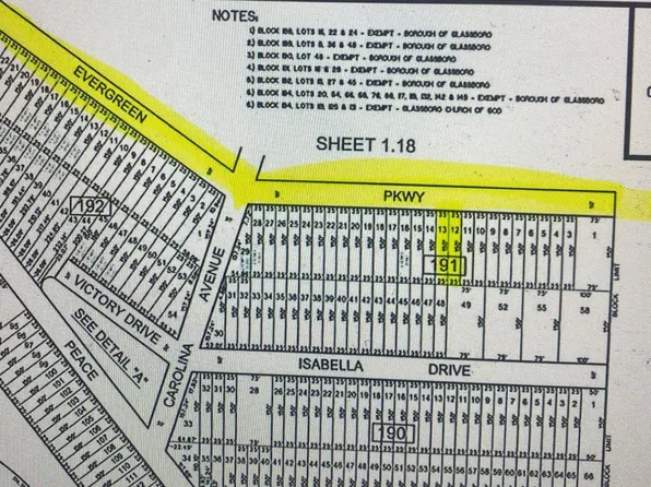 12-13 Evergreen Pkwy, Glassboro, NJ 08028