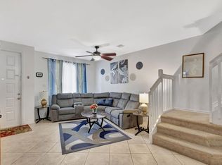 1907 Hibiscus Ln, Riviera Beach, FL 33404