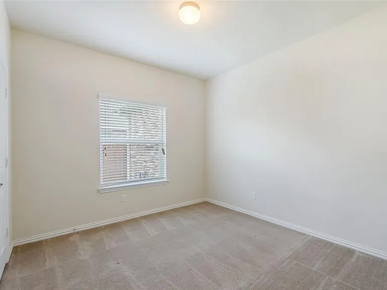3103 Rose Trace Dr — Photo 11