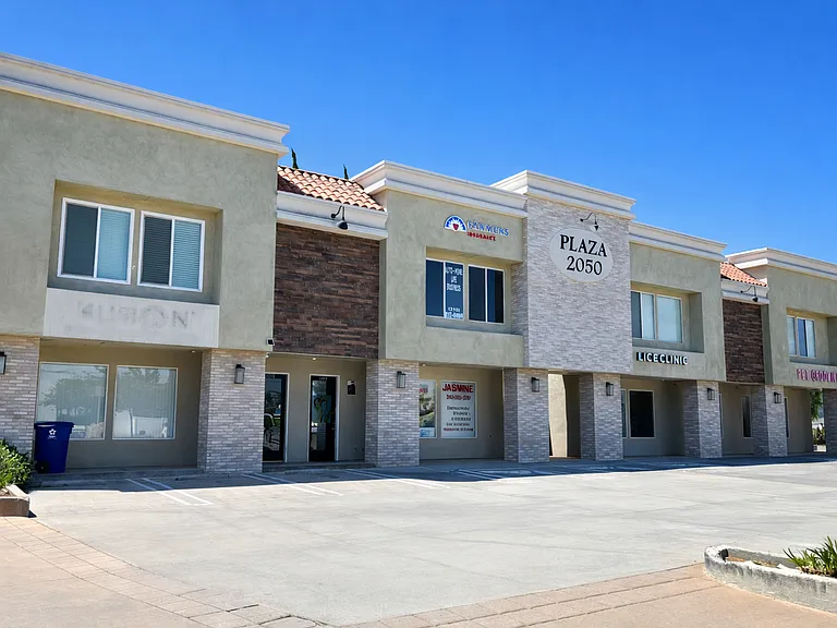 2050 Artesia Blvd — Photo 1