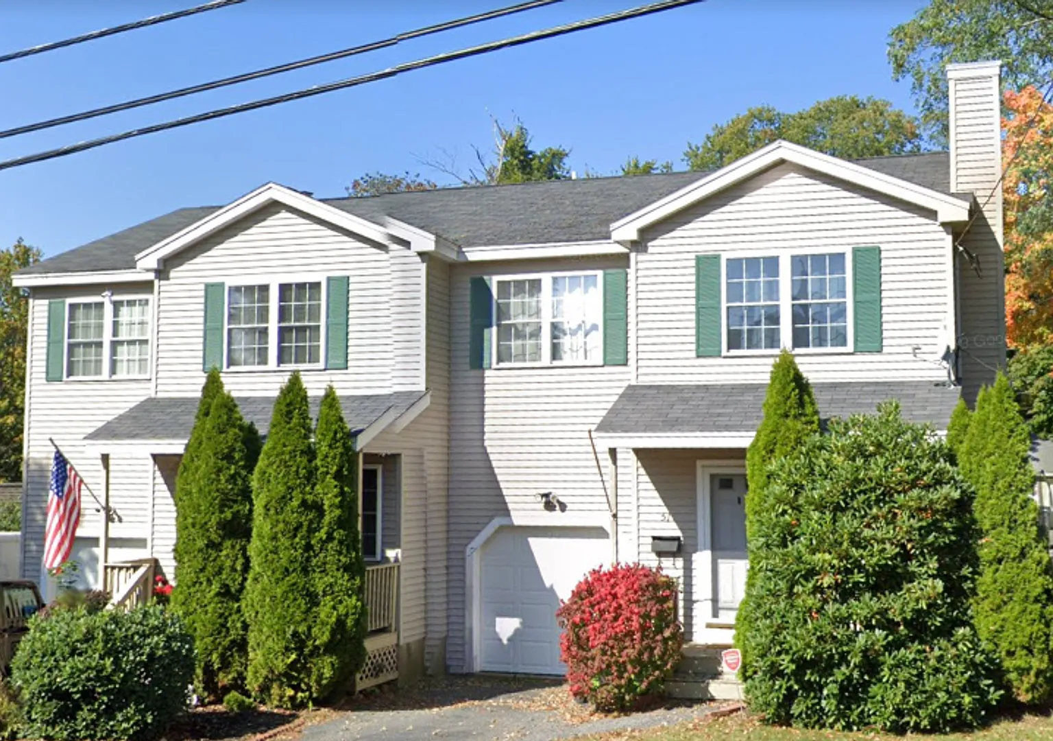 spacious three-bedroom townhouse! — Photo 2