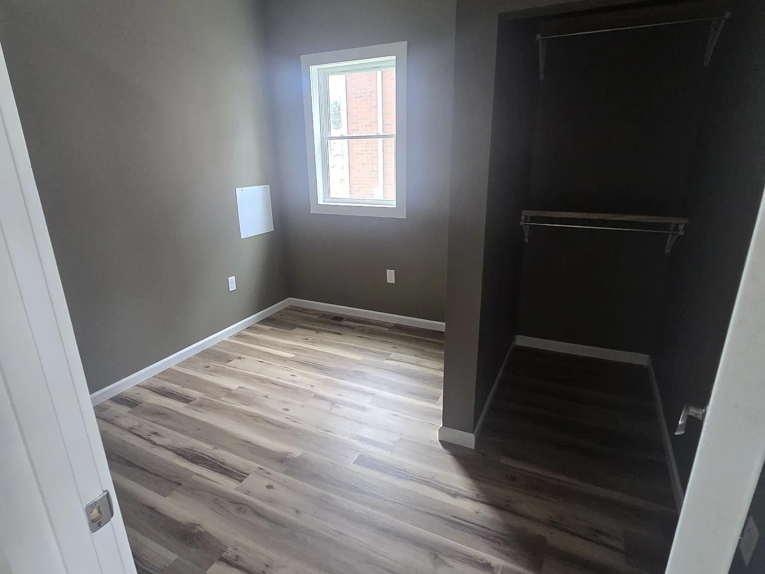 3 bed, 1200 sqft, $1,400 — Photo 3