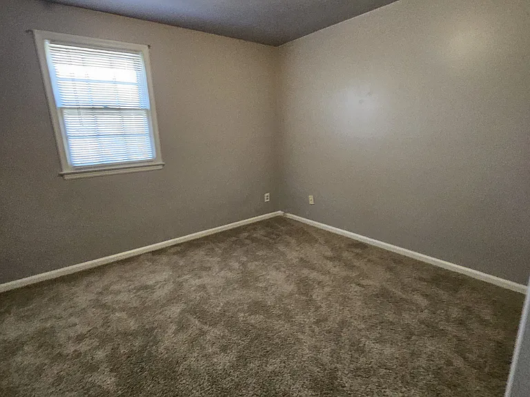 3809 Seamist Rd — Photo 7