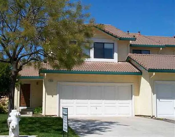 3020 Peppermill Cir Unit 3020 photo 1