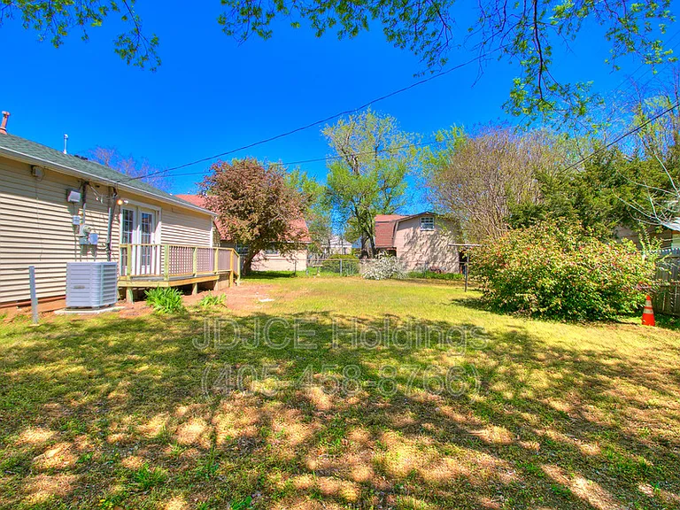 122 W Marshall Dr — Photo 21