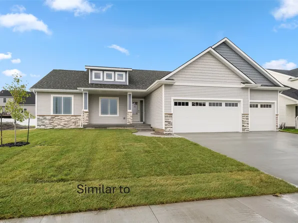 213 Lynch Ln, Pella, IA 50219