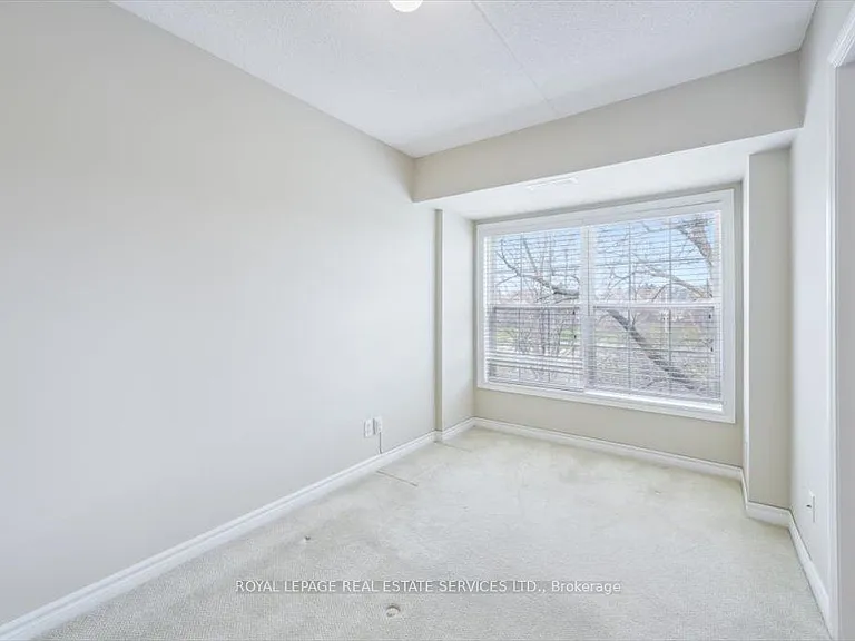 1490 Bishops Gate #303 — Photo 17