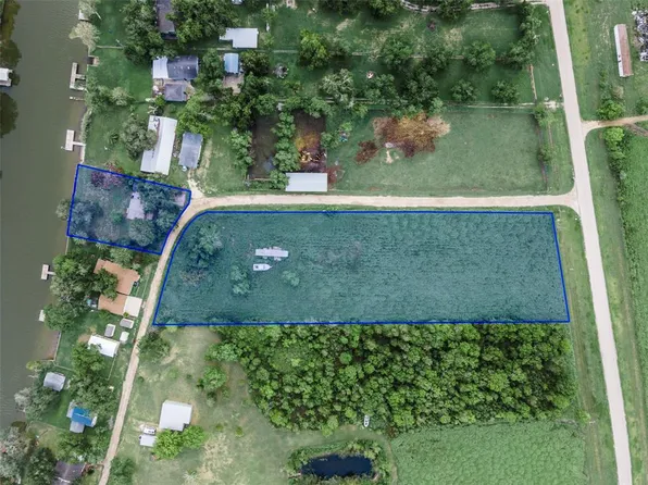 11 Lonnie Glaze St, Sargent, TX 77414