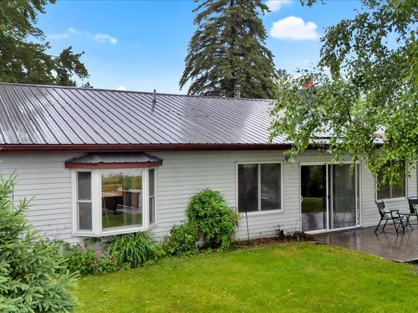 2898 E Lake Dr, Lupton, MI 48635