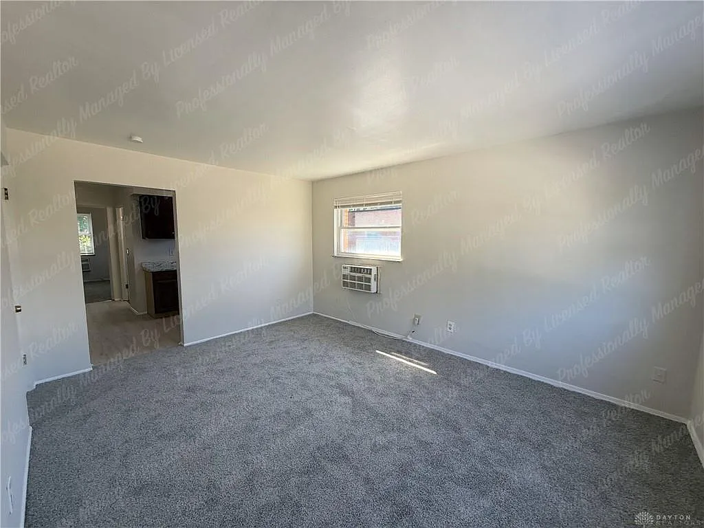 1 bed, 1.0 bath, $825 — Photo 3