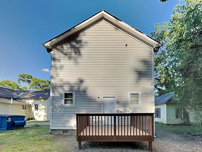 854 N Grand Ave NW — Photo 19