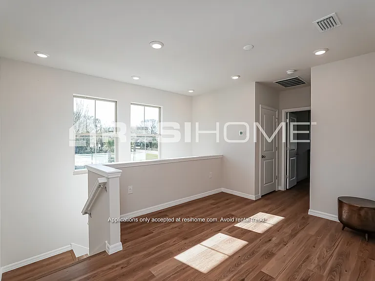 Groveparc Townhomes — Photo 35