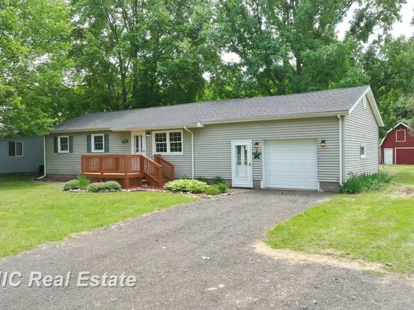 4743 Brown Rd, Vassar, MI 48768