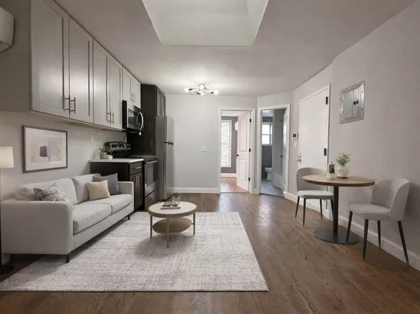 295a Macdougal Street image 1 of 5