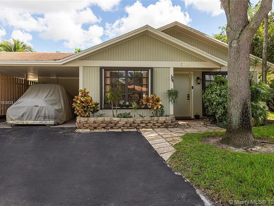 1st image of 3642 E Bell Dr