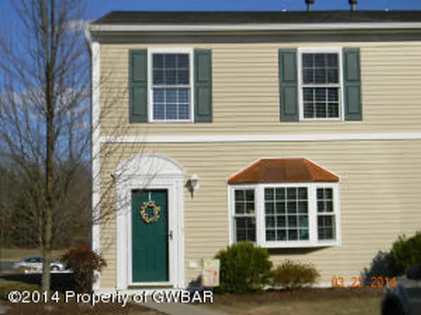 101 Patriot Cir, Mountain Top, PA 18707