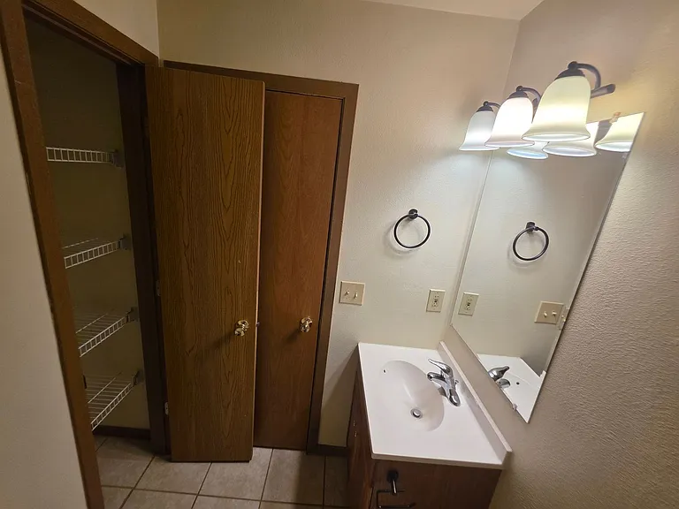 6315 Garrett Ln — Photo 28