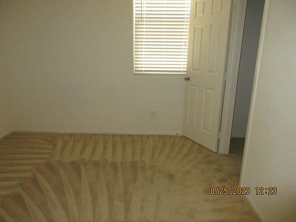 3rd image of 9186 Valley Betica Ave