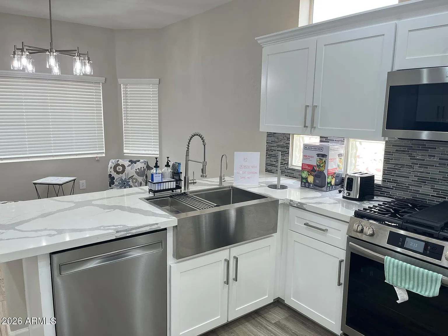 2 bed, 2.0 bath, 1778 sqft, $2,300 — Photo 4