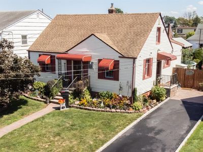 14 Orchard St, Carteret, NJ, 07008