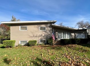 1108 Holmes Pl, Dekalb, IL 60115