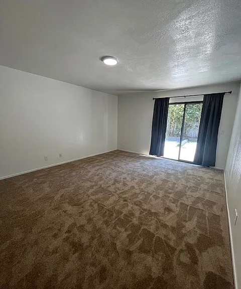 6555 Segovia Rd — Photo 19