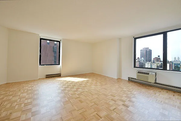 Sold by Edwards & Noble Properties LTD | media 2