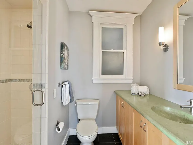 2299 Sacramento St #12 — Photo 14