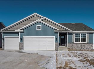 2720 NW 21st St, Ankeny, IA 50023
