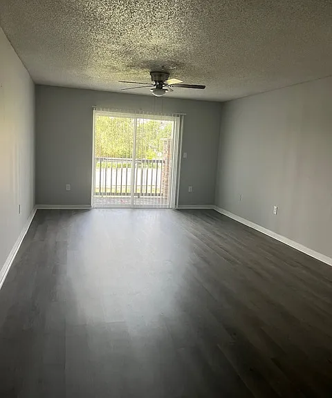 1101 Carillon Pl — Photo 2