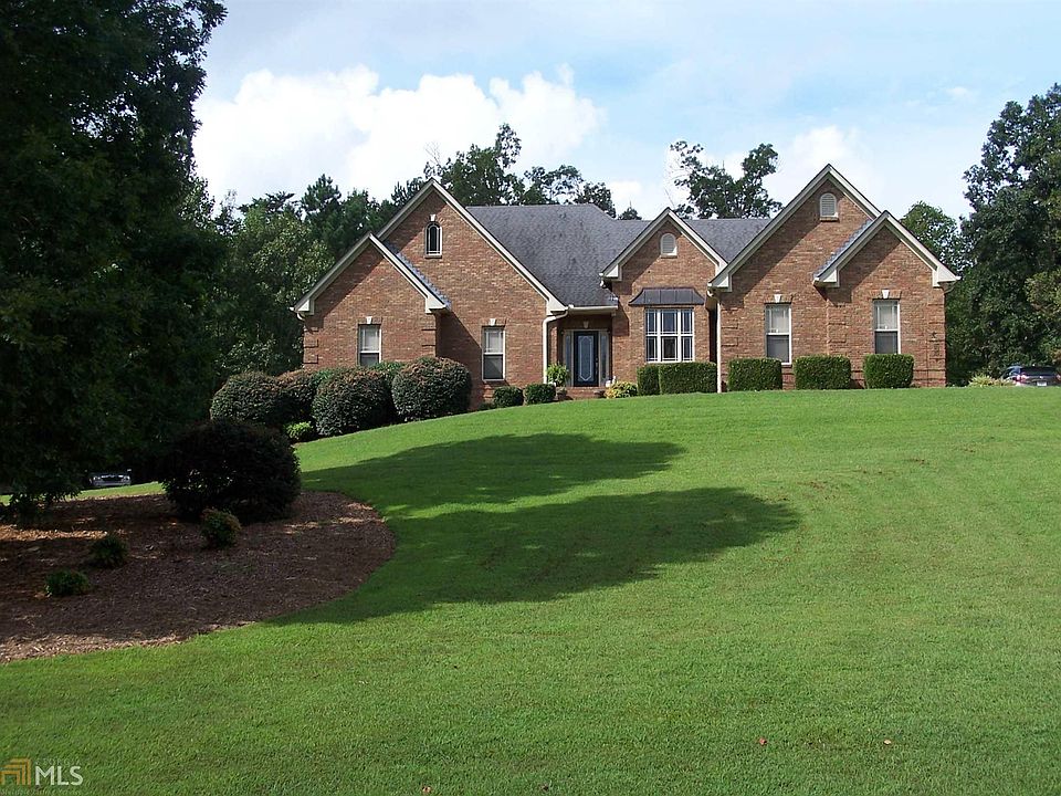 1st image of 674 Yonah Meadow Dr
