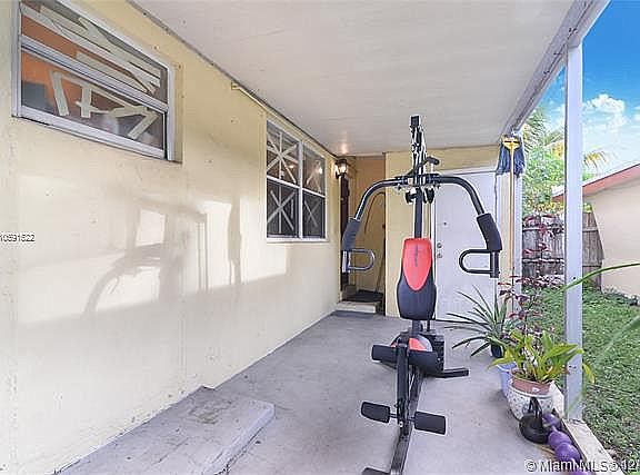 3rd image of 17530 NE 6th Ave