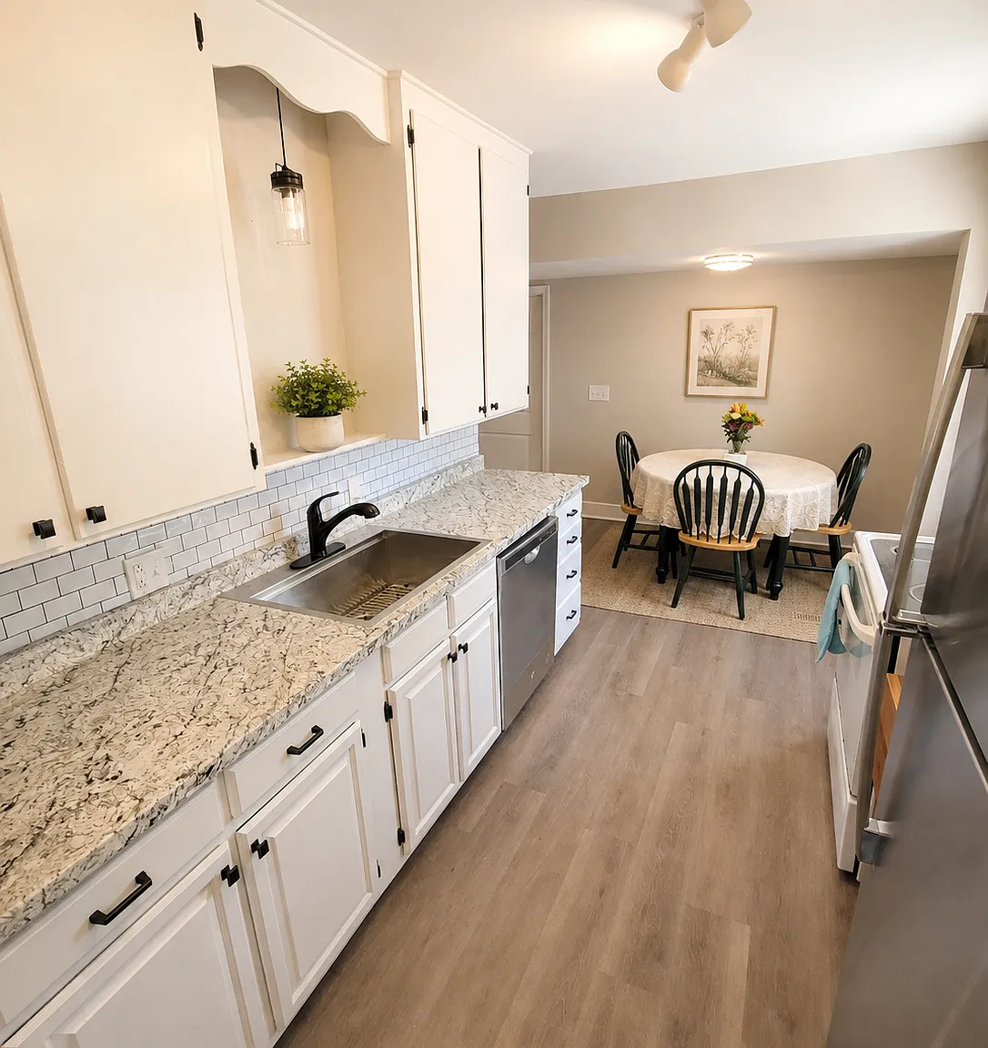 4 bed, 1375 sqft, $2,150 — Photo 2