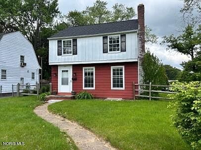 1st image of 1027 Secor Rd