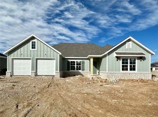 209 Dobson St, Pea Ridge, AR 72751