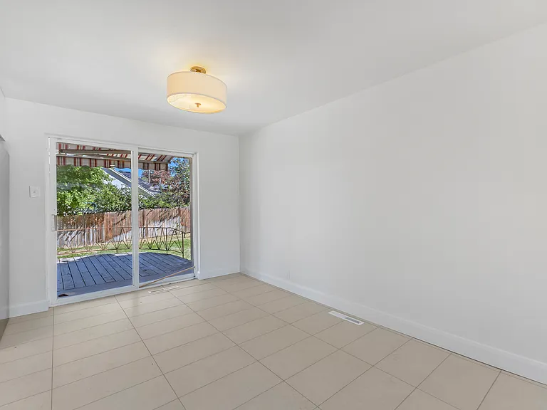 2895 E Cherry Blossom Ln — Photo 9