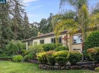 22 White Oak Dr, Lafayette, CA 94549