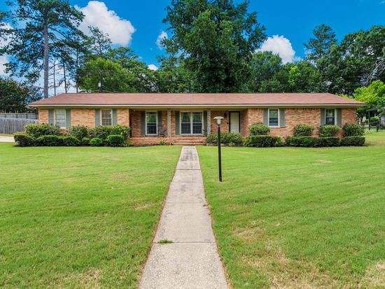 2608 40th Pl, Phenix City, AL 36867