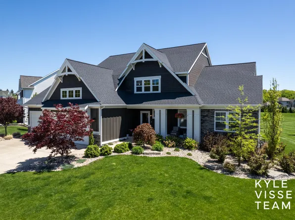 5752 Stonebridge Dr SW, Grandville, MI 49418