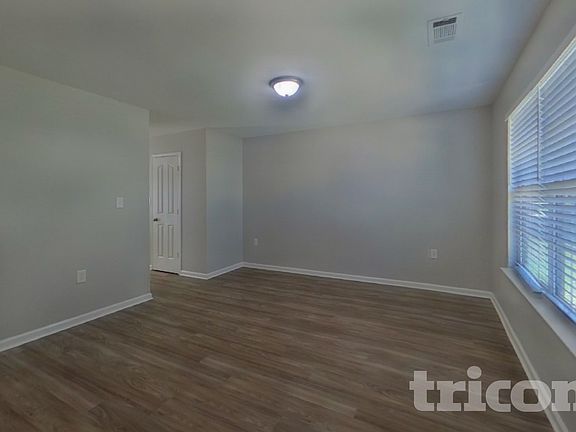 4th image of 3611 Hope Marian St